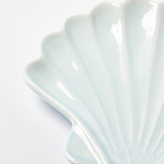 [In Stock] Seashell Porcelain Plate (2 designs; large light blue, fine white) SH0115