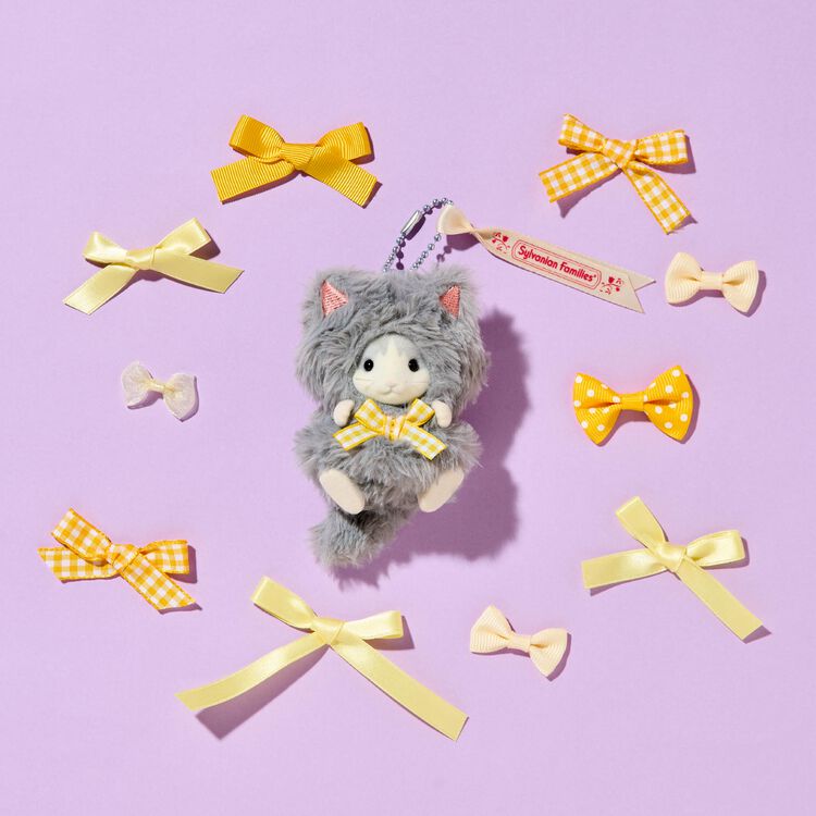 [現貨] 日本 森林家族Sylvanian Families 貓咪裝系列掛件～穿着貓咪裝的卷耳貓女孩 SH0173