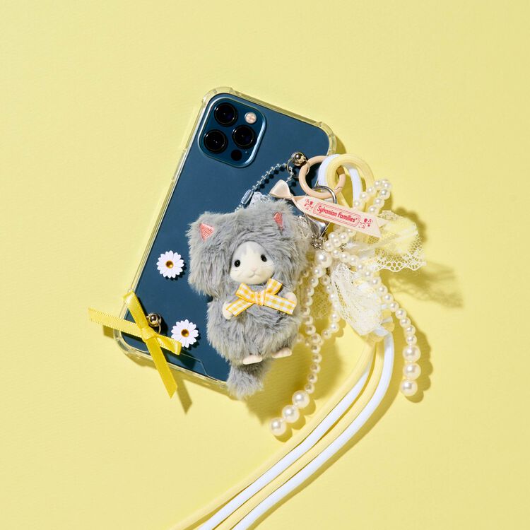 [In Stock] Sylvanian Families Bunny Keychain - Strawberry SH0171 (Japan)