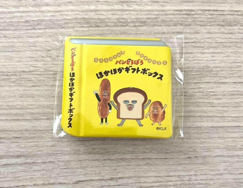 [現貨]パンどろぼう麵包小偷 ~ 繪本造型金屬扣針 （盲盒；全6款隨機出貨）SBB0130