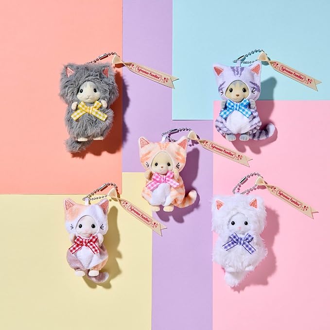[In Stock] Sylvanian Families Bunny Keychain - Strawberry SH0171 (Japan)