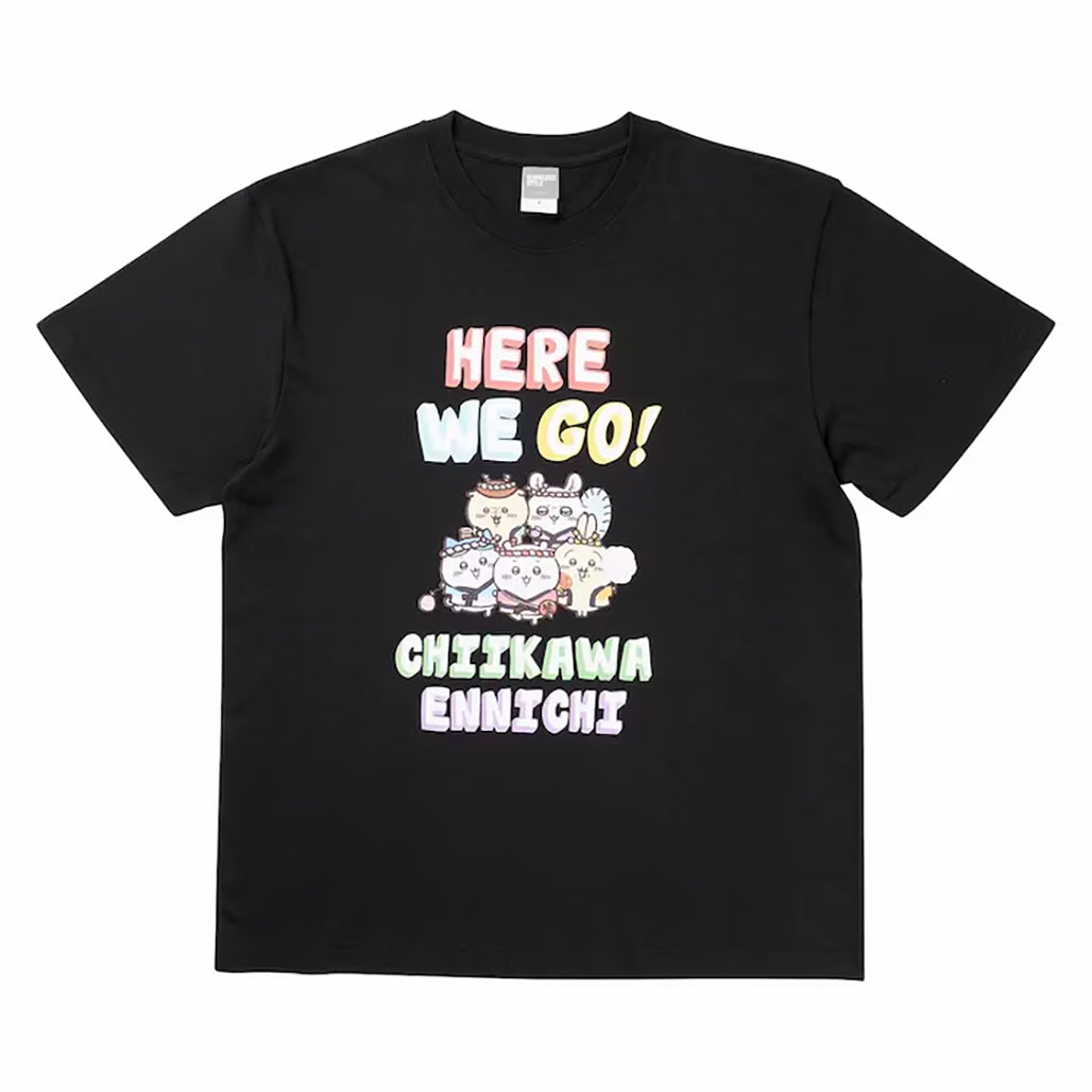 [現貨] ちいかわCHIIKAWA X台場冒險王2023-ちいかわCHIIKAWA緣日限定！HERE WE GO！ 黑色TEE （FREE SIZE） SCH0054