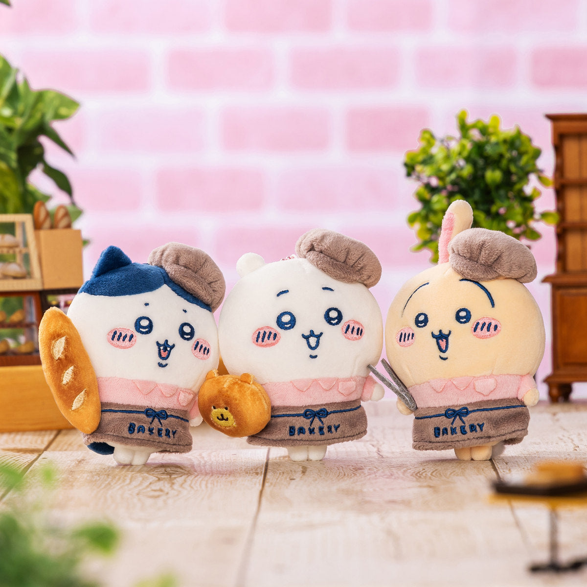 [現貨] ちいかわCHIIKAWA BAKERY系列-店員公仔吊飾 ちいかわ小可愛  SCH1224
