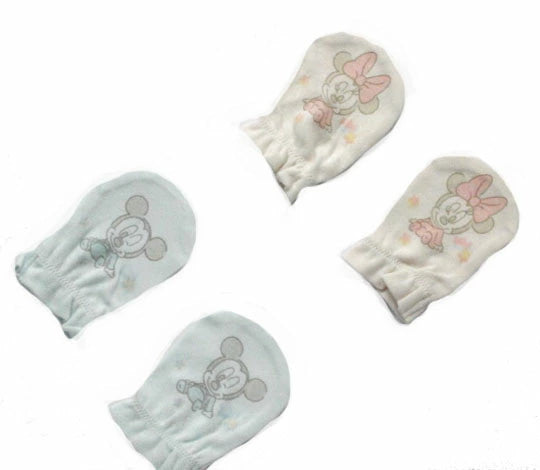 [In Stock] Japan Disney Mickey Mouse &amp; Donald Duck 5-Piece Gift Set for Babies SBK0023