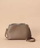 [預訂款] Samantha Thavasa - 波浪設計裁剪單肩包 （全4色） SSG0117