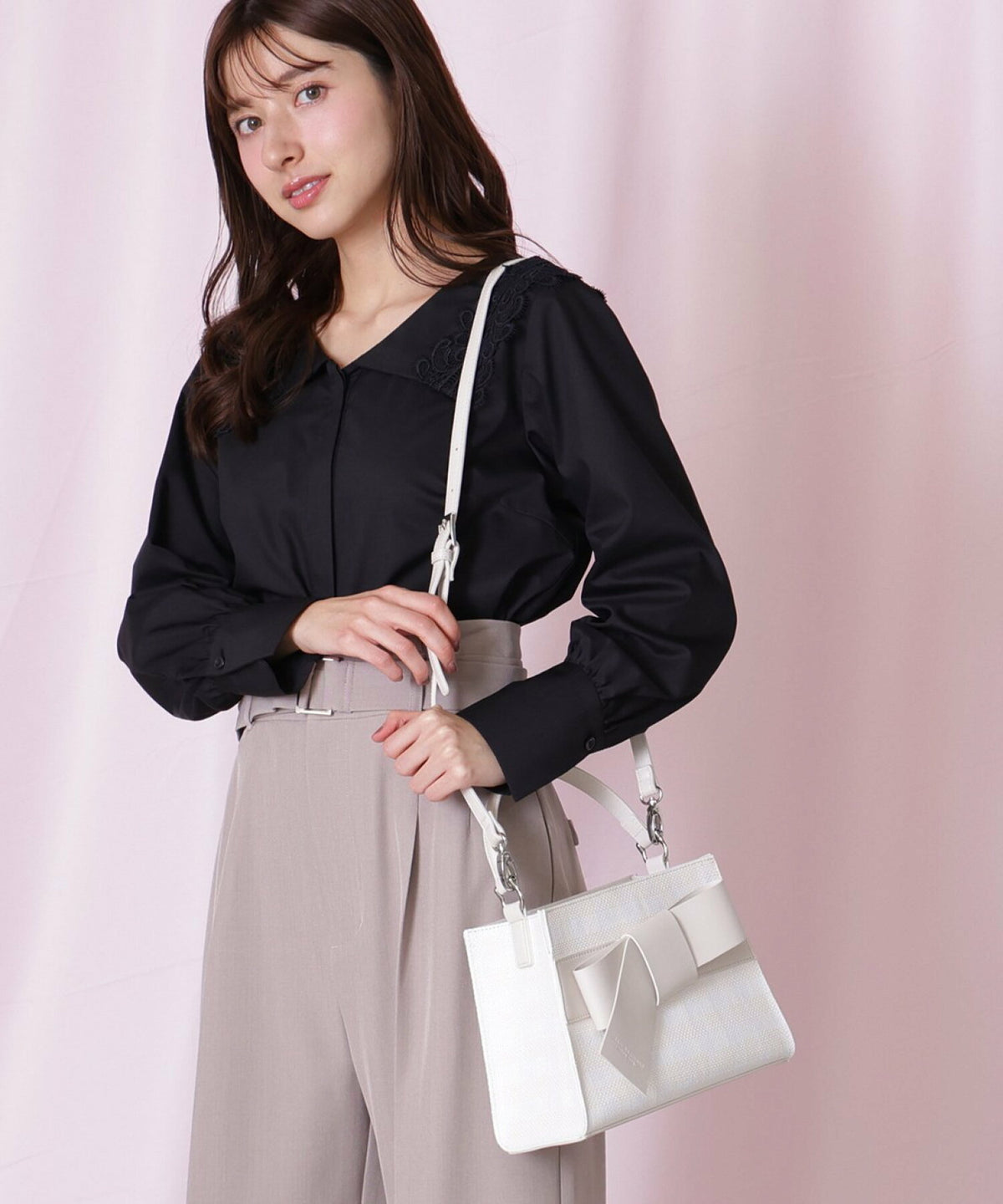 [預訂款] [請先向客服查詢日本庫存] JILL by JILL STUART- 優雅甜美立體蝴蝶結系列經典手頭一體單肩包（全5色） SG0098