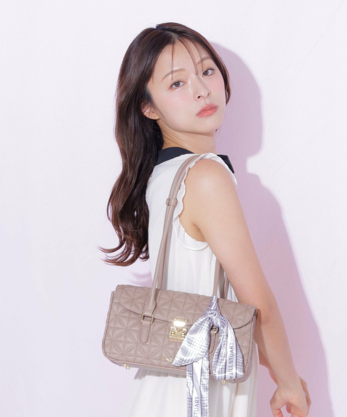 [預訂款] [請先向客服查詢日本庫存] JILL by JILL STUART- 絲巾優雅系帶輕奢菱格紋鋪棉澎澎腋下包（全3色） SG0096