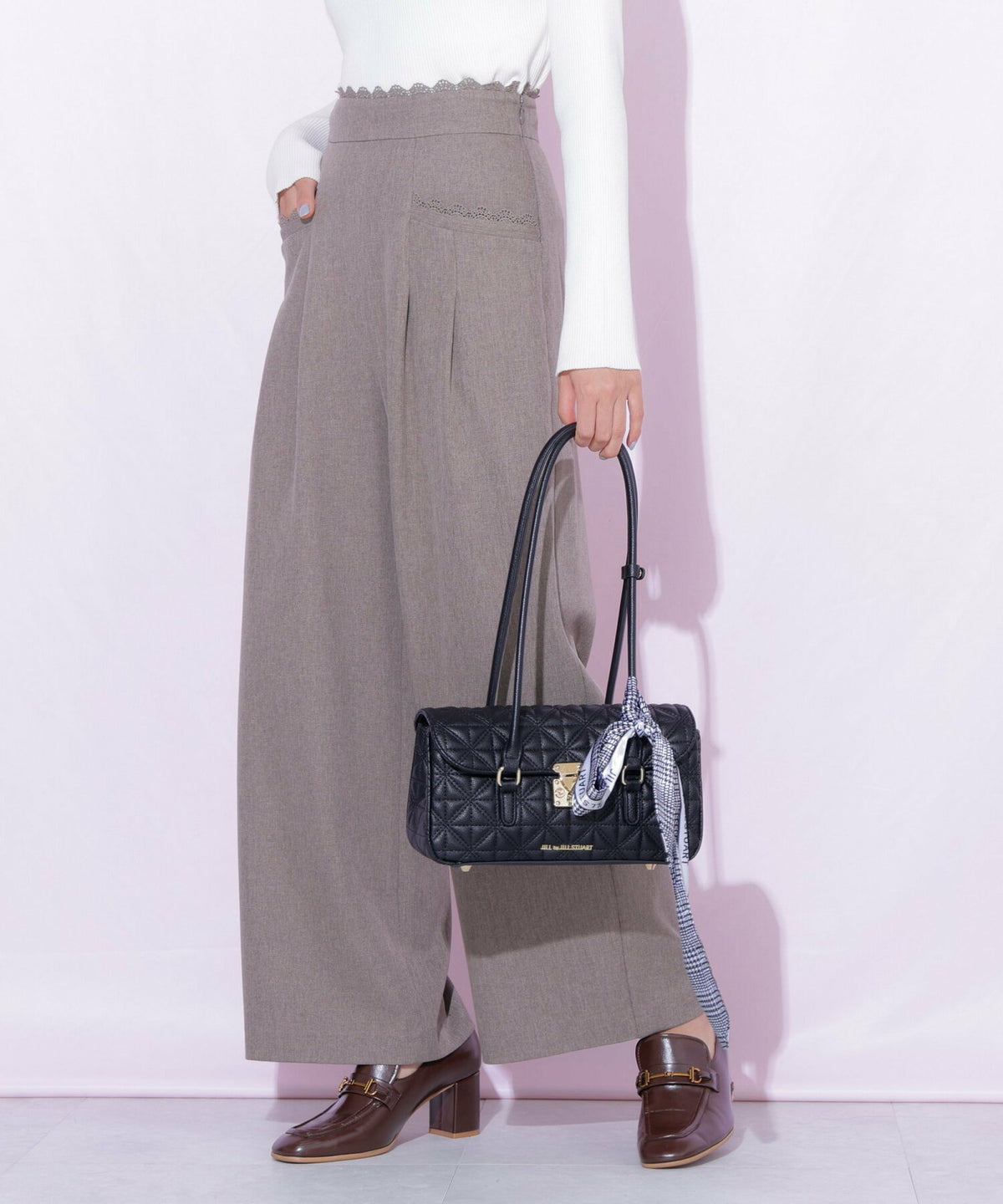 [預訂款] [請先向客服查詢日本庫存] JILL by JILL STUART- 絲巾優雅系帶輕奢菱格紋鋪棉澎澎腋下包（全3色） SG0096