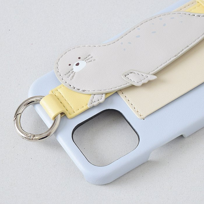 [Pre-order Item] Faux leather iPhone case with polar bear/seal design, featuring anti-slip wristband and clip slots, and can also be used with a lanyard (2 designs available, compatible with iPhone 12/12 Pro and iPhone 13/13 Pro) SH0051