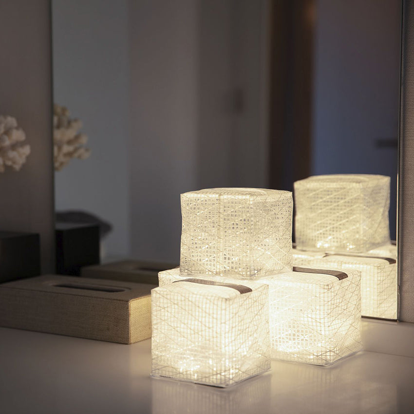 [Pre-order Item] Eco-friendly Product! Solar-Powered Folding Waterproof Camping Light (S Size; 2 Light Colors) SH0066 