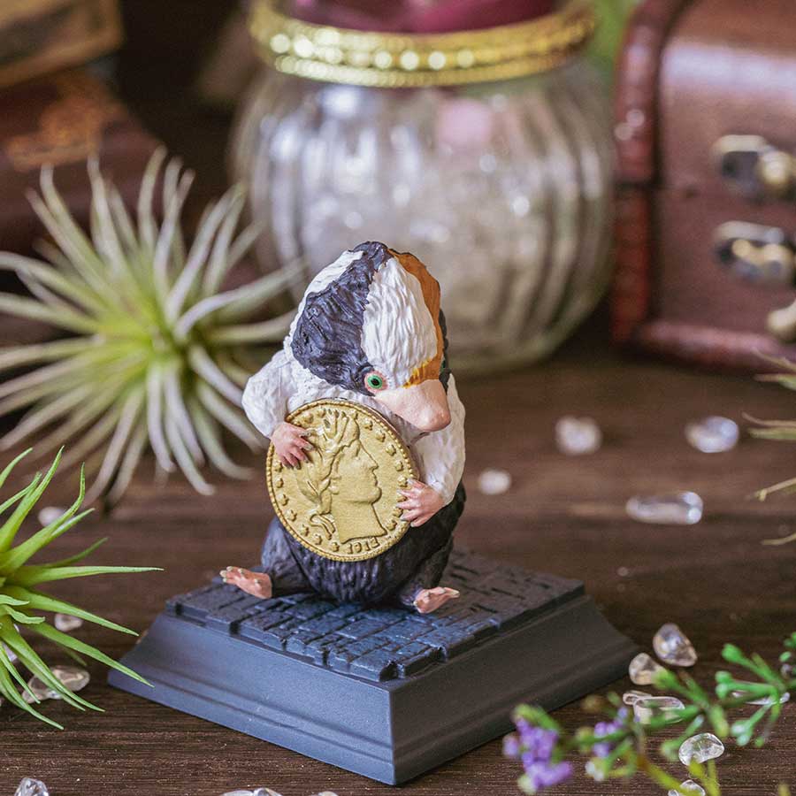 [Pre-order] Fantastic Beasts Collectible Figurine Series - Set of 8 (SHP0020)